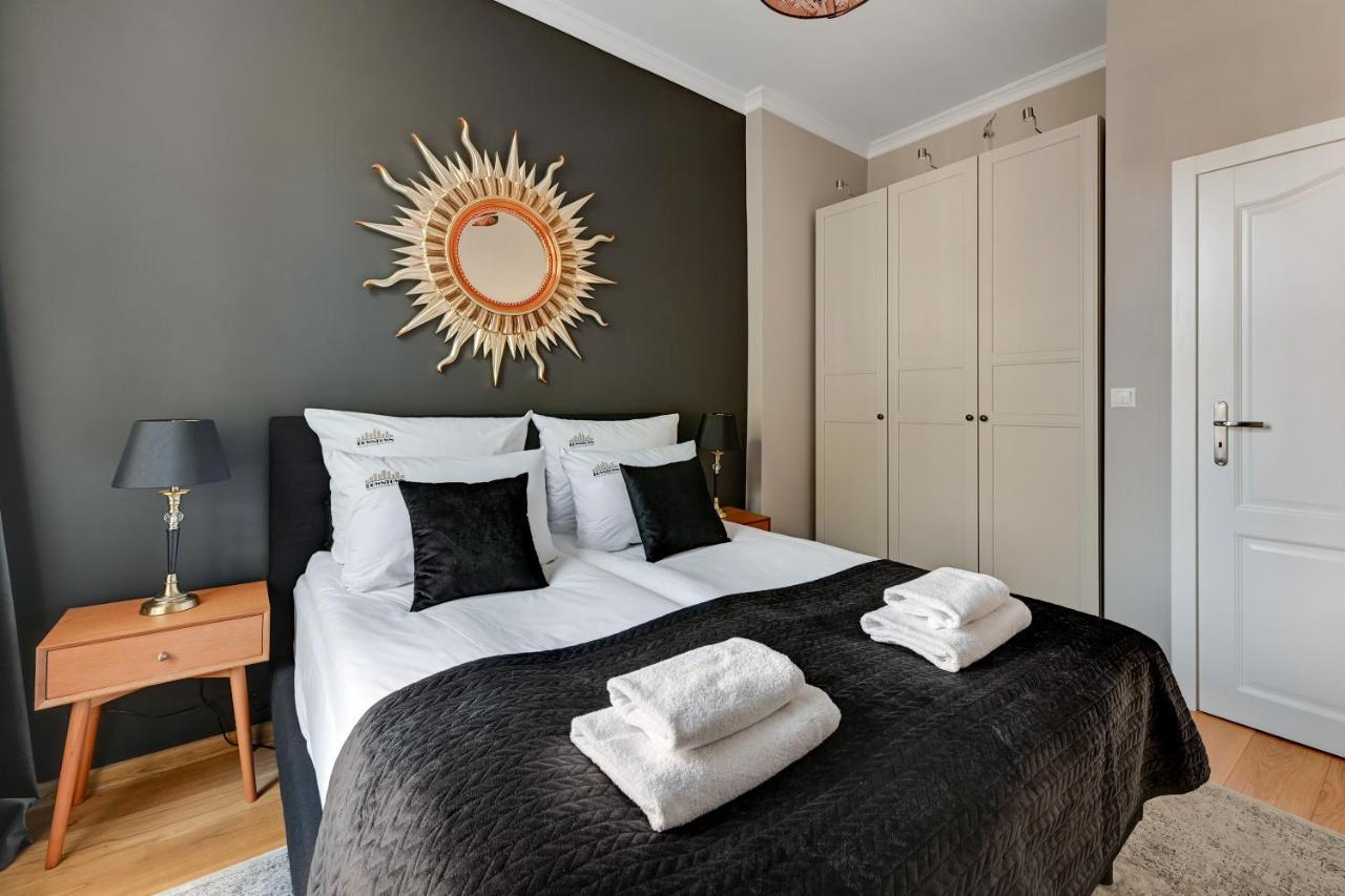 Old Town Ogarna IV Glamour By Downtown Apartments Gdańsk Exteriör bild